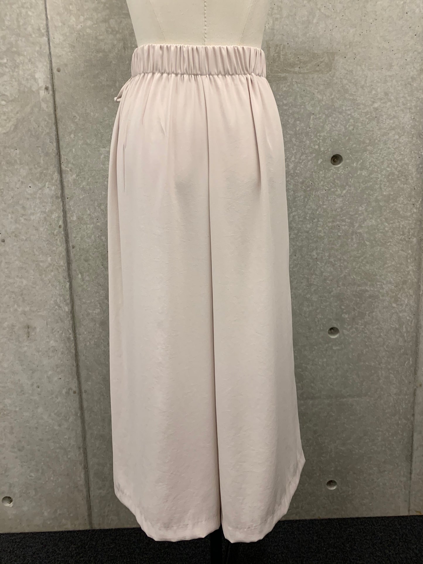skirt like pants