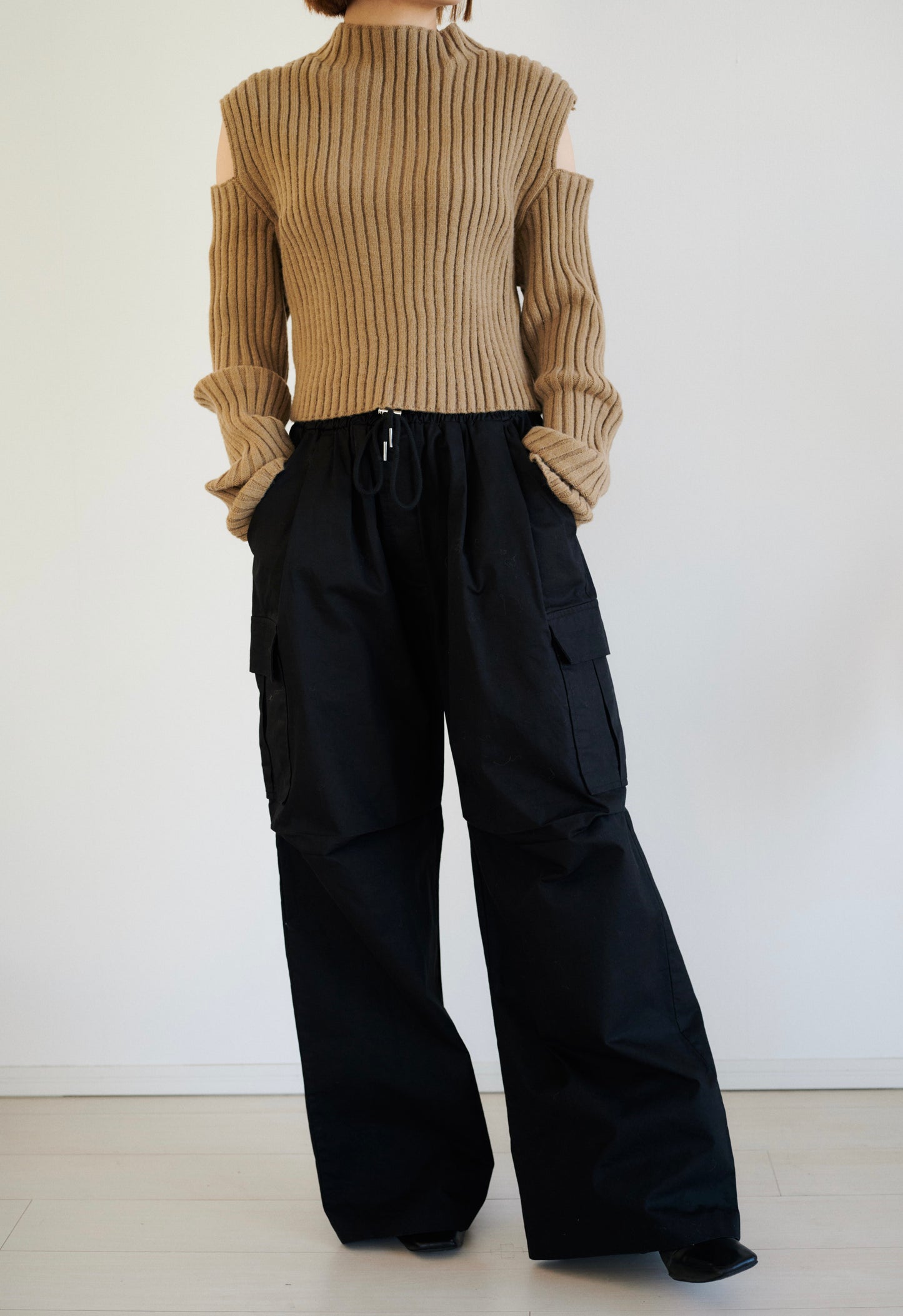 Side pocket wide pants