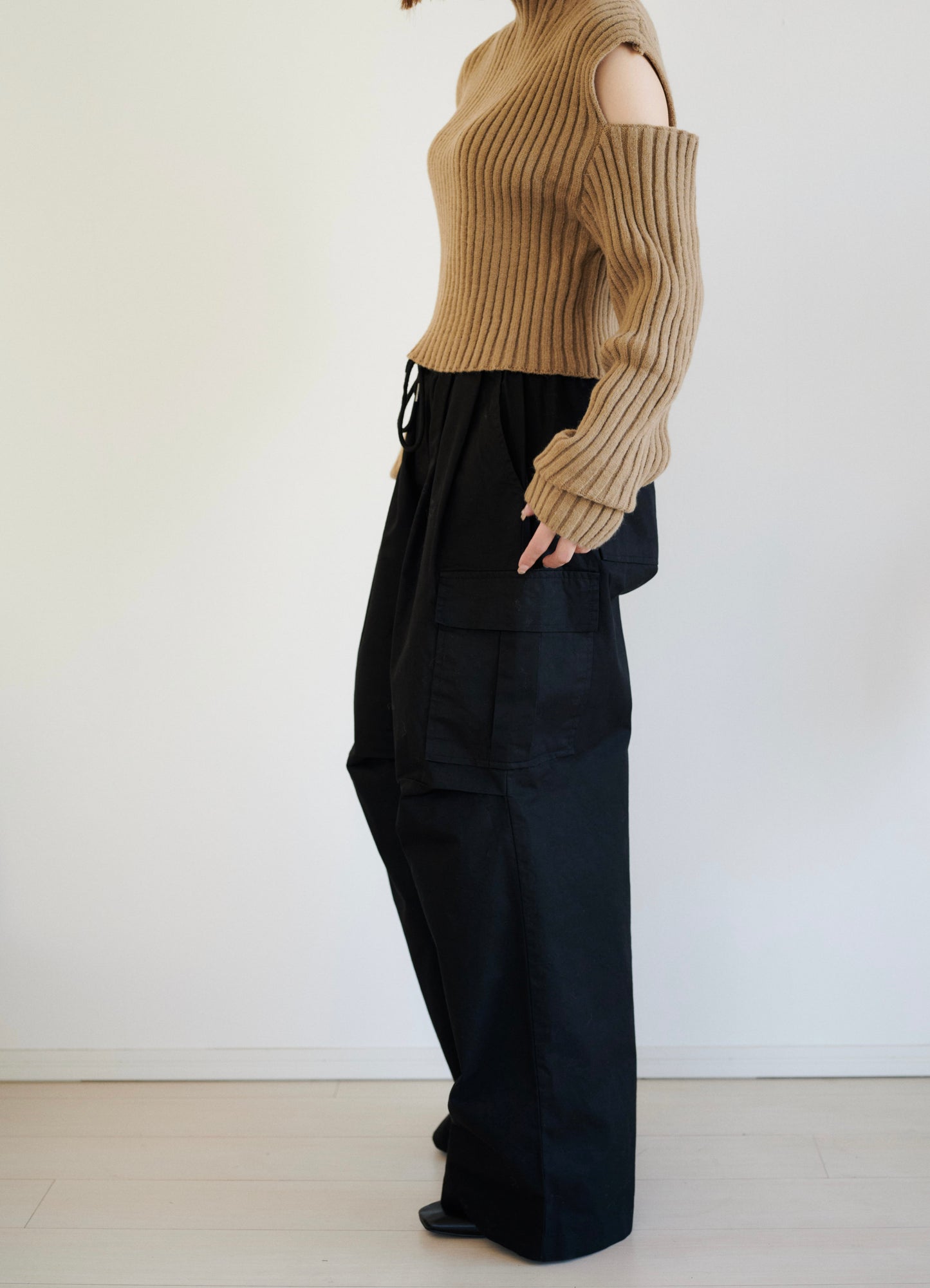 Side pocket wide pants