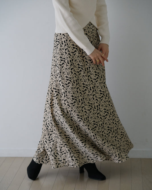 Dalmatian long skirt