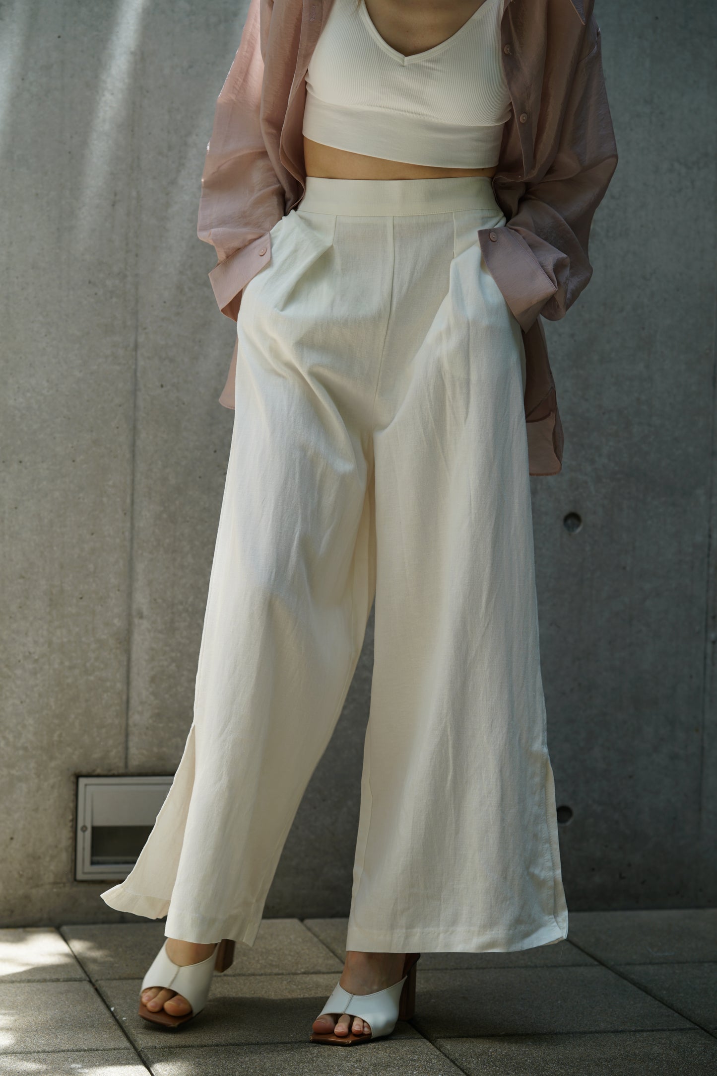 Slit wide pants