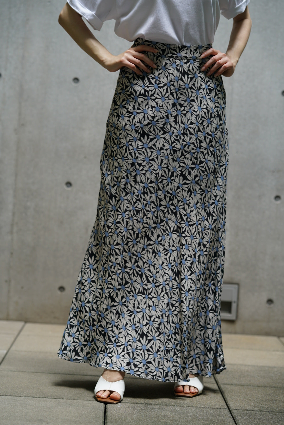 Flower aline long skirt