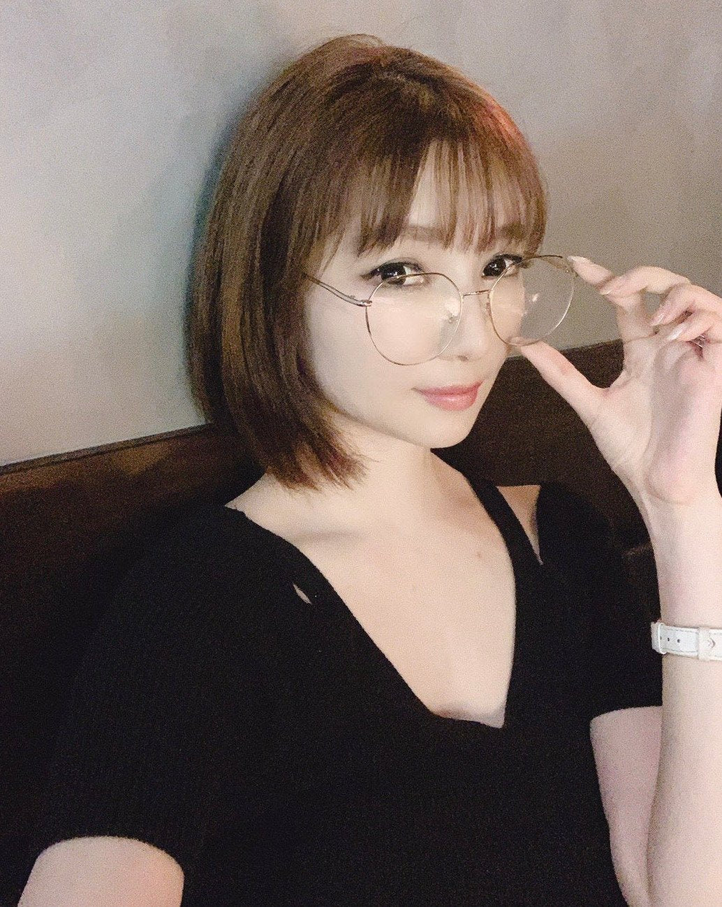 Thin frame silver glasses