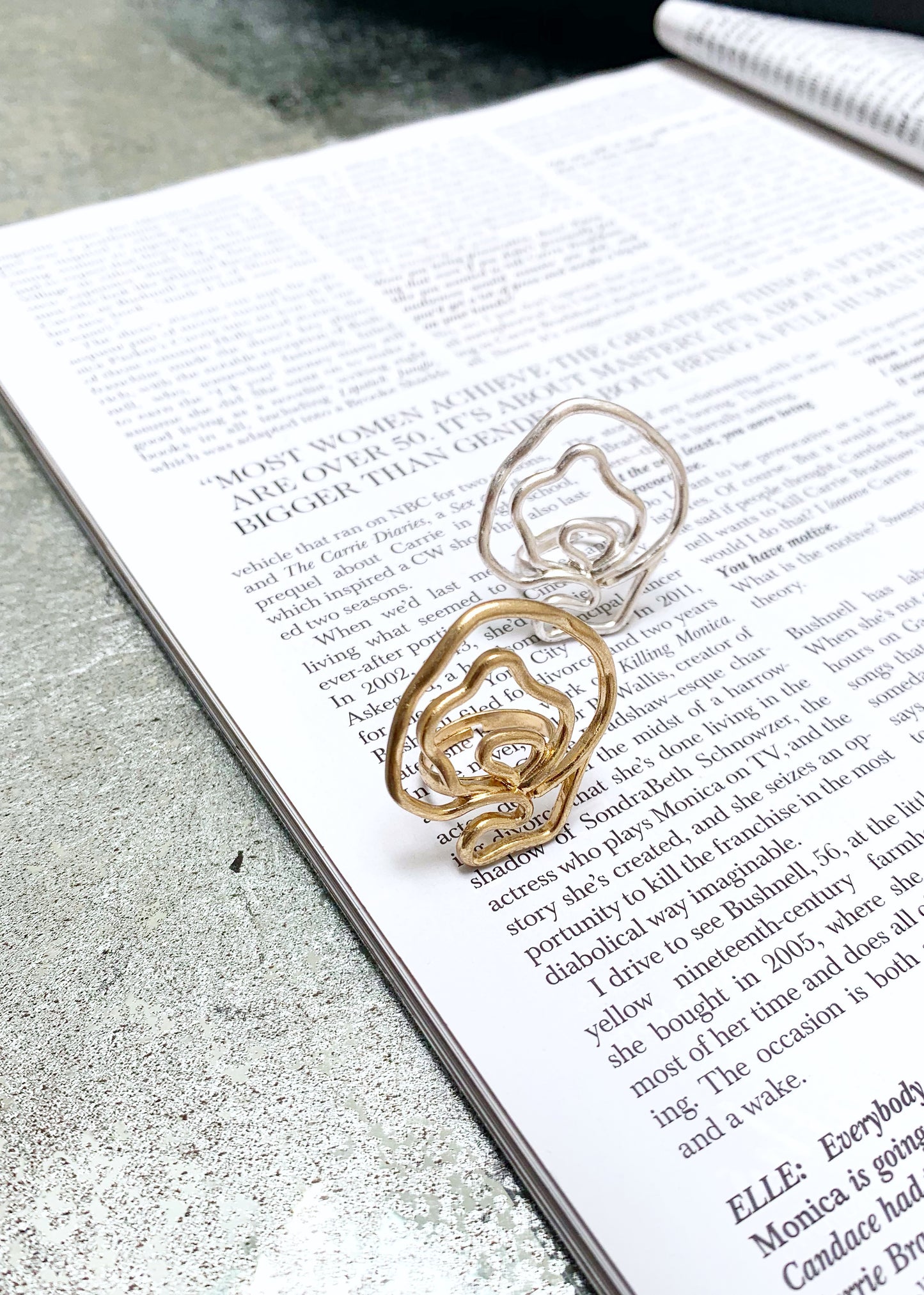 Rose deformed ring