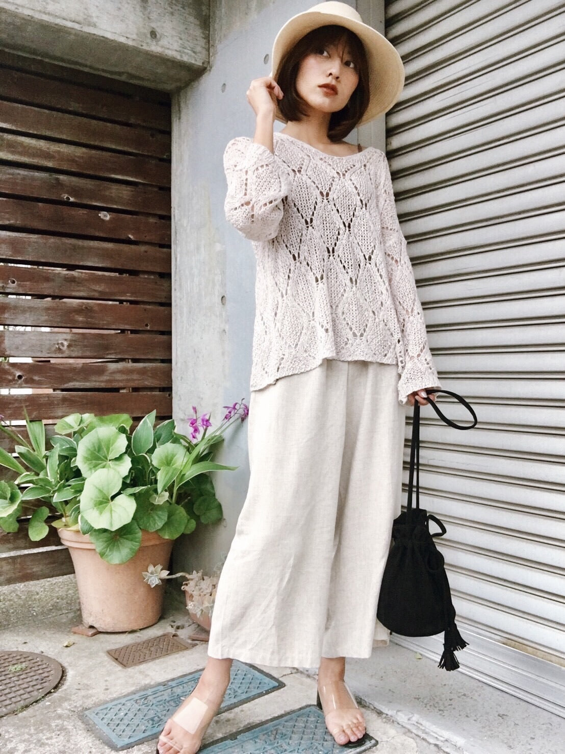 V-neck knit p/o