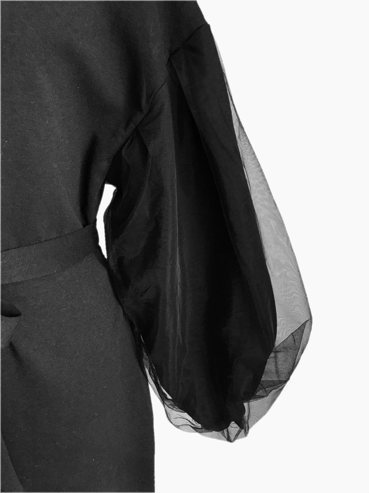 Volume sleeve onepiece [BLACK /GREY]